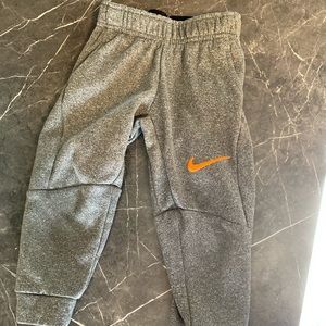 Boys Nike sweatpants